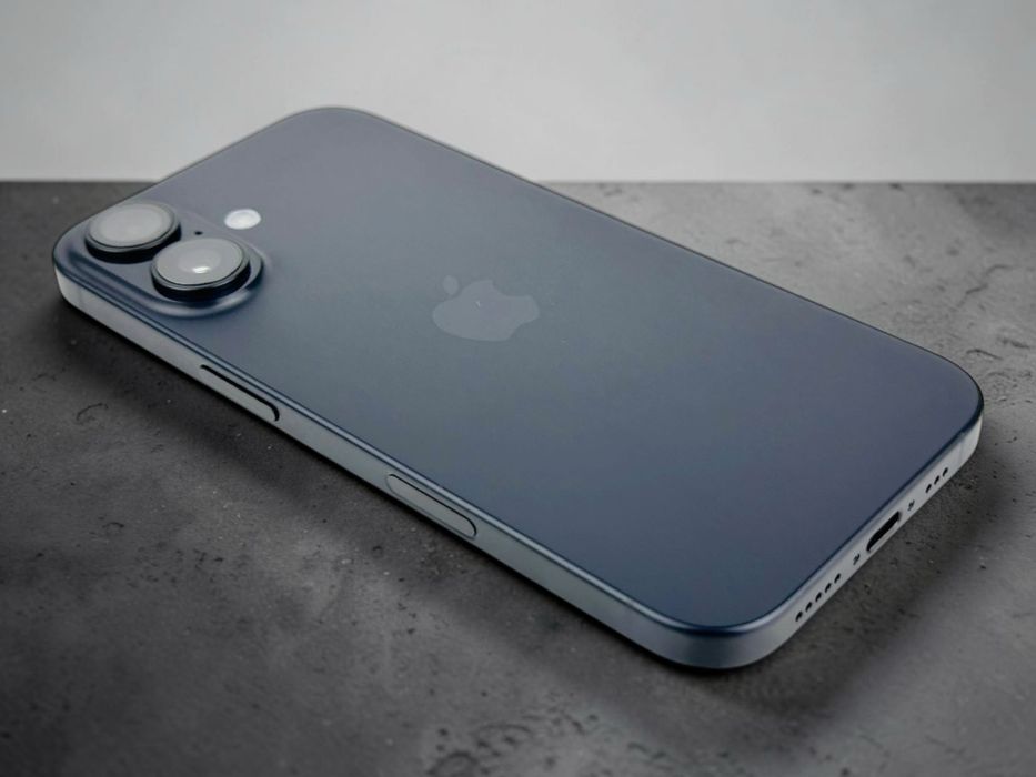 Apple iPhone 16 128GB Black КАТО НОВ! Гаранция!