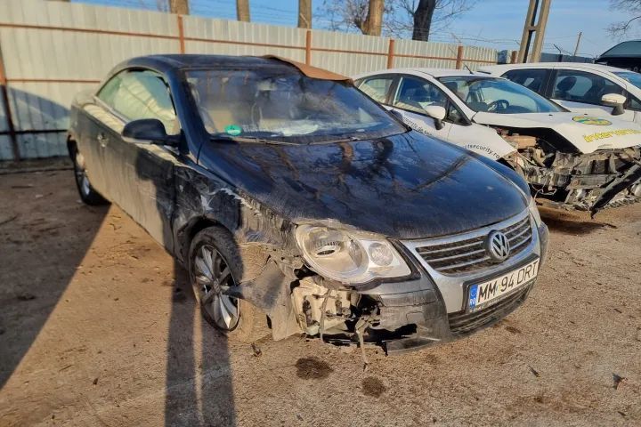 cutie de viteze viteza automata turbina kit chit injectie pompa inalta injector rampa injectoare clapeta acceleratie  racitor gaze egr pompa frana vacuum abs etrier calaret bascula stanga dreapta fata spate  VW Eos an 2007, motor 2.0 tdi BMM,