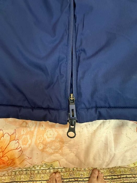 Куртка adidas  оригинал размер S