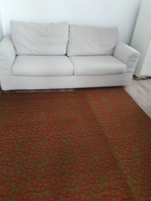 Casă nouă cu teren de 2500 m2 lângă Bacău