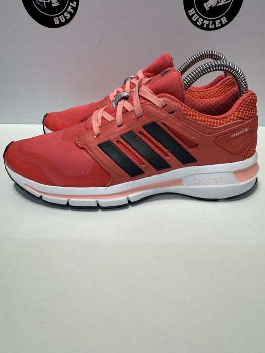 Маратонки ADIDAS REVENERGY BOOST .Номер 36.5