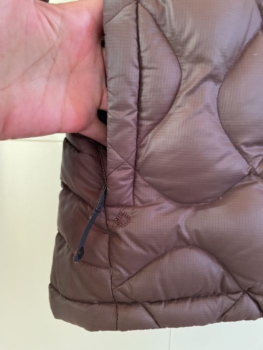 Geacă Adidas, umplutură puf de gâscă, mărime 36, culoare maro
