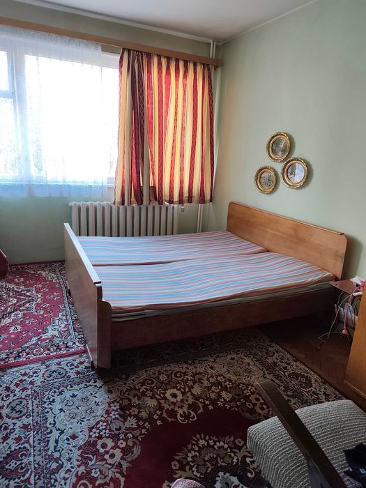 Спалня и гардероб от бук