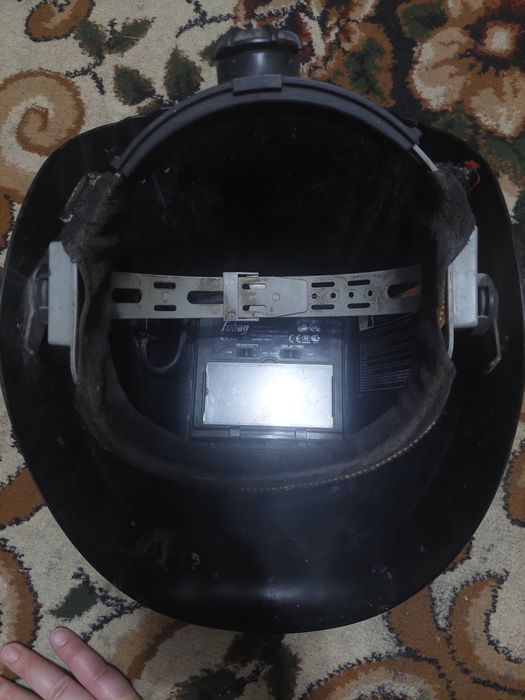 Сварочный Каска сотилади