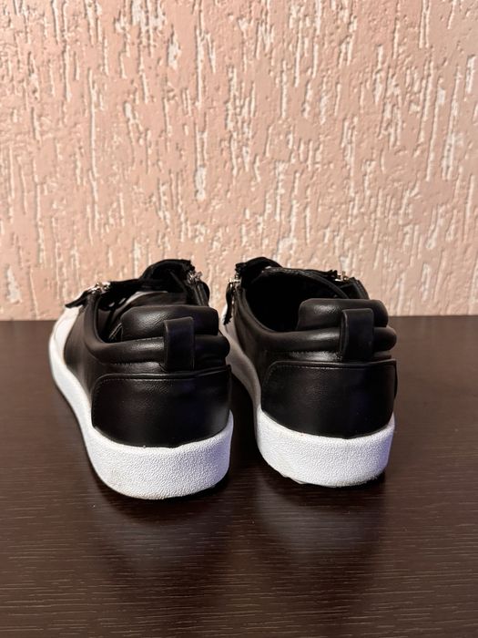 Мъжки обувки BOBERT