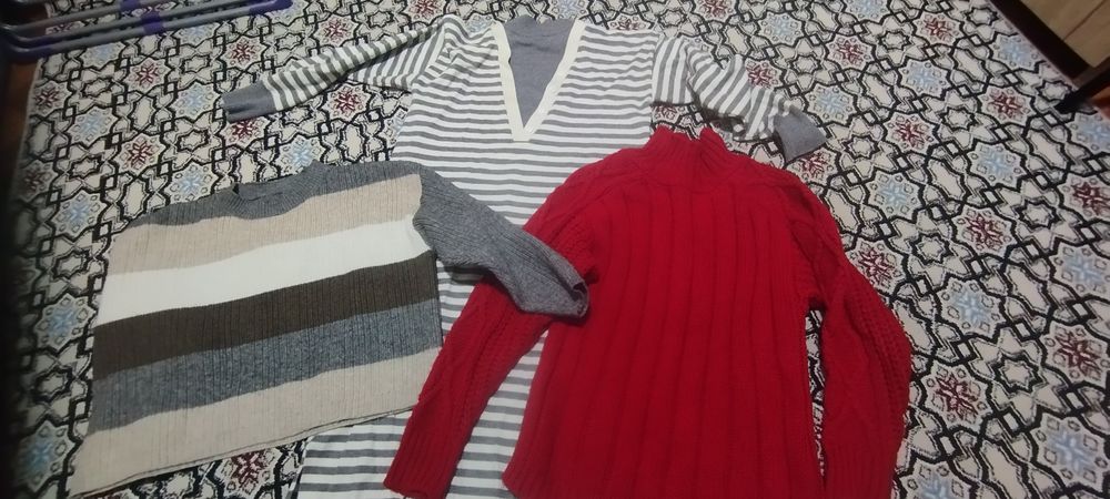 Иссик кийимлар 2 свитер 1 куйлак 1 та шим хаммаси 100000