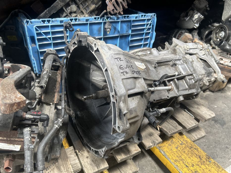 Cutie viteze  transit 2.2 euro 5 tr spate