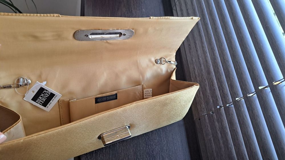 Официална дамска чанта