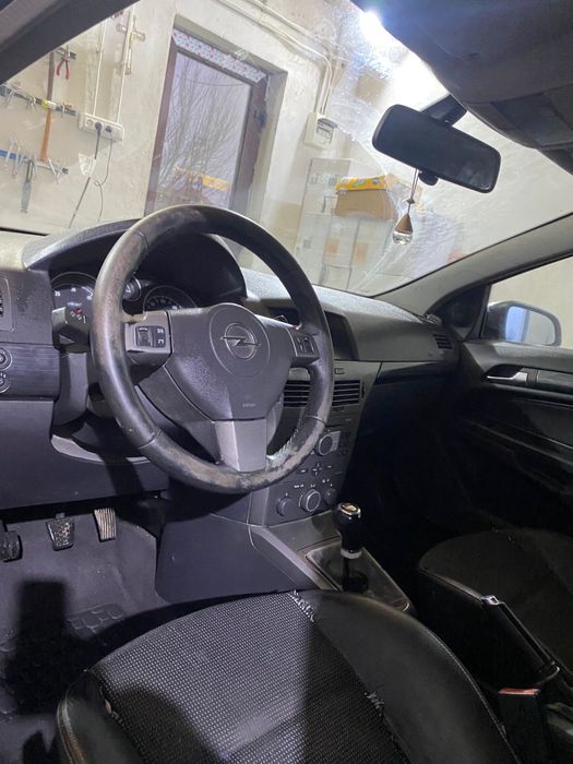 Vand Opel Asta GTC