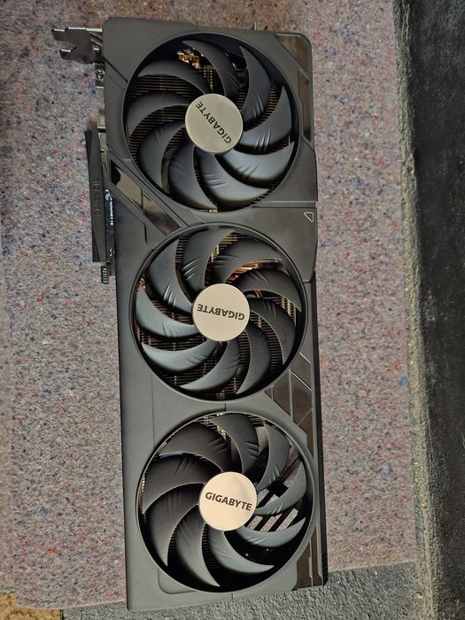 GeForce RTX™ 4080 Super Windforce V2 16G Gigabyte