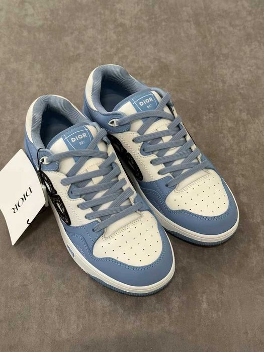 adidași#clasic #Retro #voiaj #colecta #Cadou
#lux #Afaceri #pantof