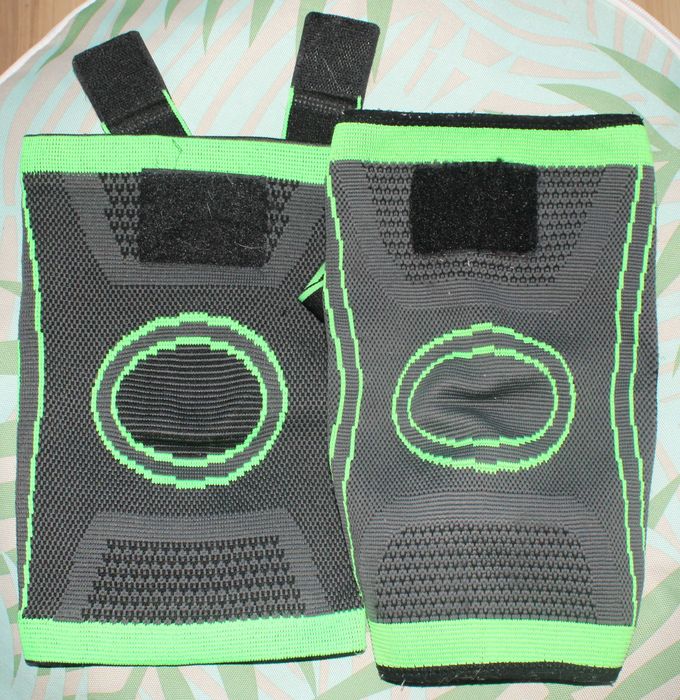 Четири броя наколенки за СПОРТ. Колоездене, фитнес, футбол, волейбол