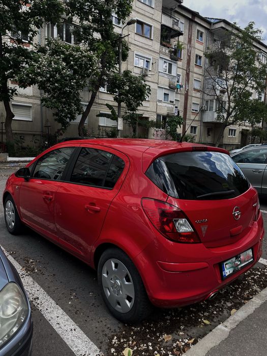 Vând Opel Corsa 1.2 – 2011