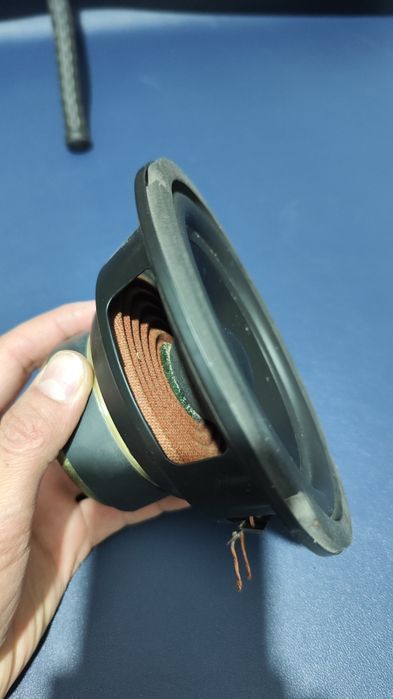 Калонка от буфера Microlab 5.1