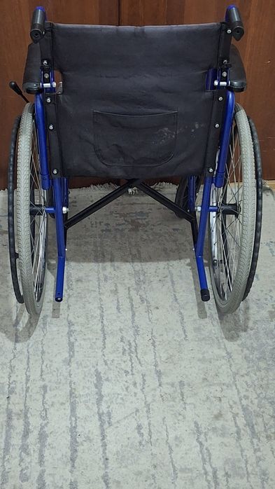 Инвалидная коляска