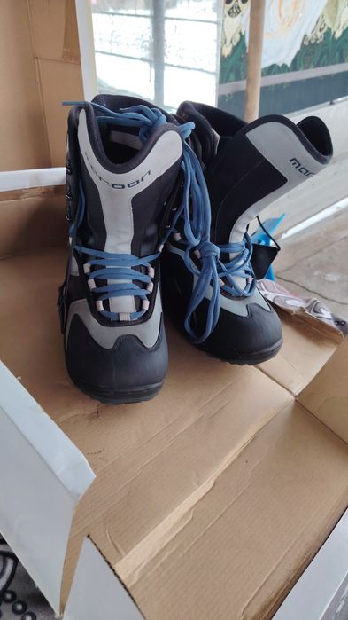 Обувь спортивный