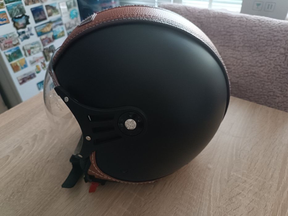 Каска за скутер/мотор