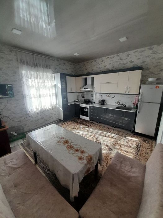 Hovli sotiladi wiribomda