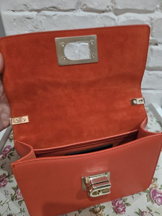 Дамска чанта FURLA