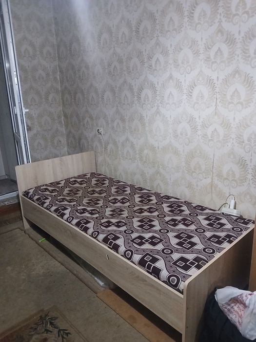 Продам кровать б/у