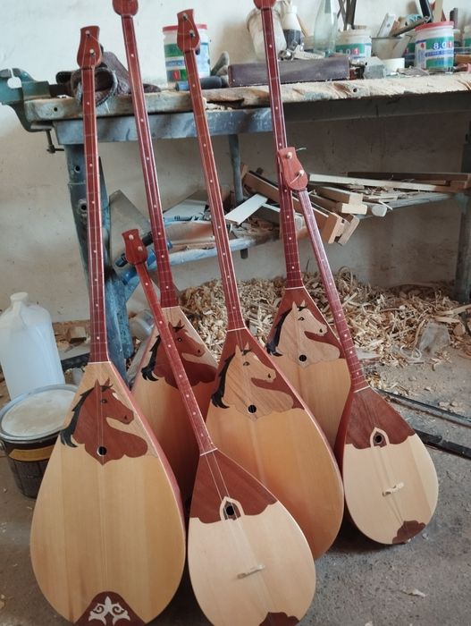 Домбыра шеберханасы