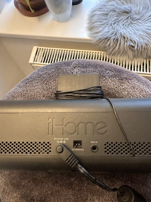 Mini ipod dock ihome iD50 sunet hifi iphone app bluetooth,radio