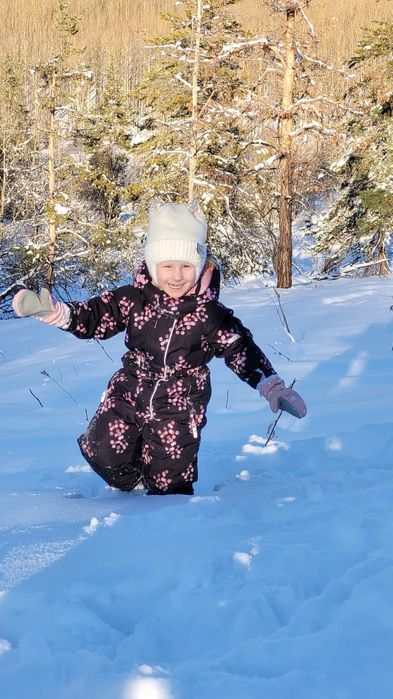 Продам комбинезон зима 104