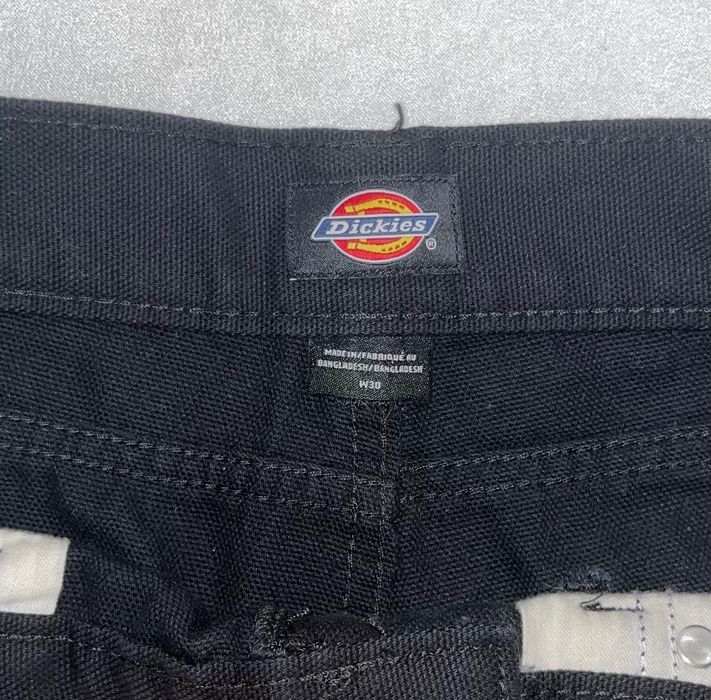 Чисто нови Dickies къси панталони