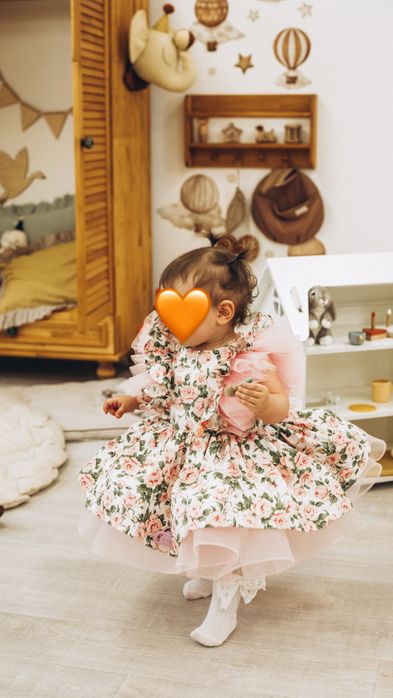 Продам платье на годик