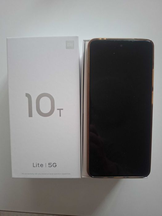 Смартфонът Xiaomi Mi 10T Lite 5G (128GB/6GB RAM)