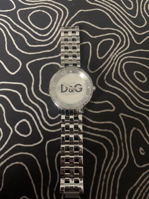 vând ceas de dama D&G Time