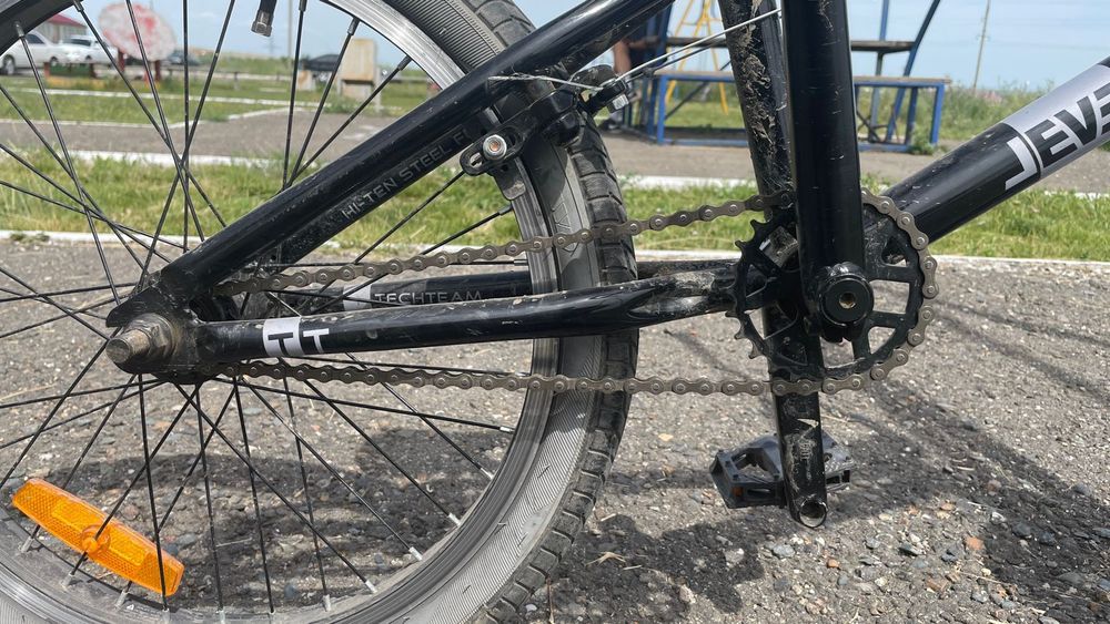 Продам трюковой bmx