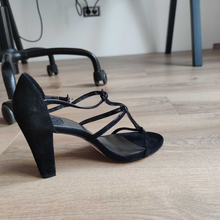 Sandale din piele cu toc Kalvin Klein mărimea 38