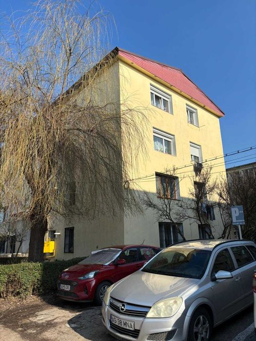 Ap 2 camere, piata Traian, centrala, AC, parcare, contract ANAF