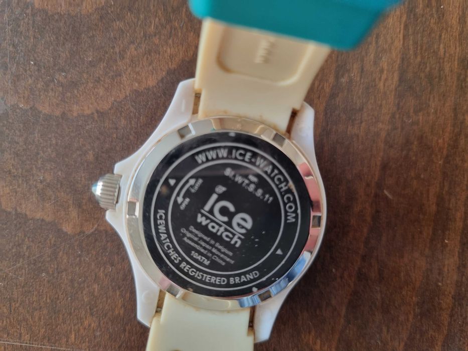Оригинален часовник Icewatch с допълнителна каишка