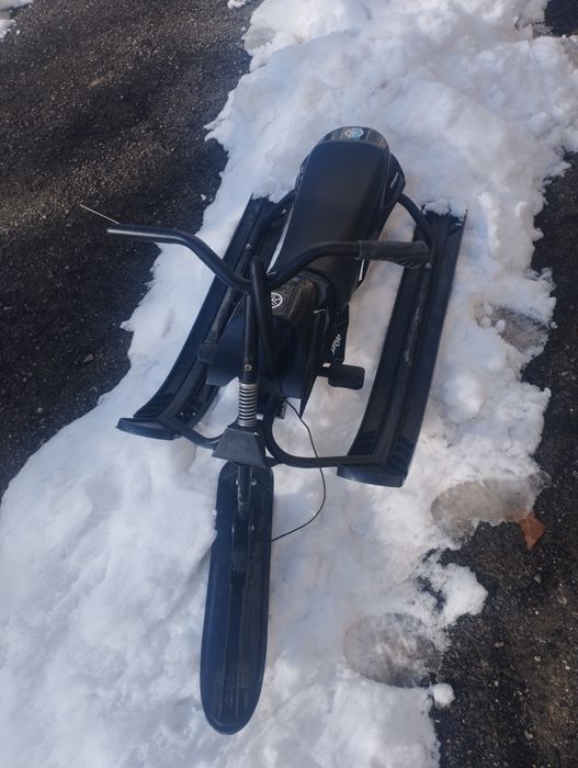 Продам снегокат, аргамак с рулем