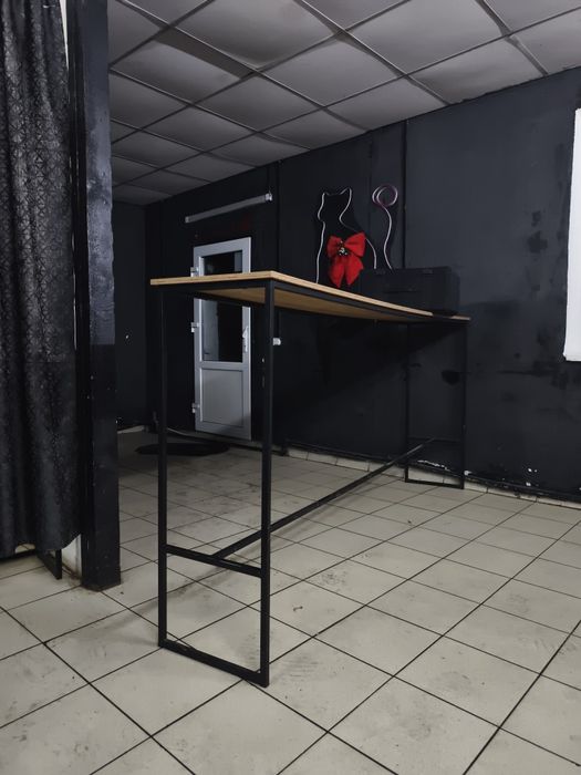 Барный стол продам