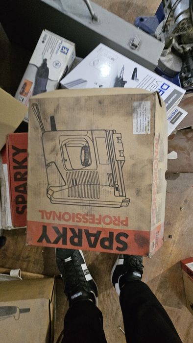 Такери и винтоверти  Sparky  електически