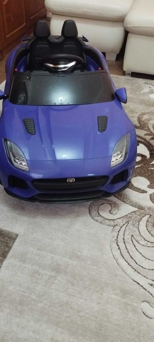 De vânzare mașinuță