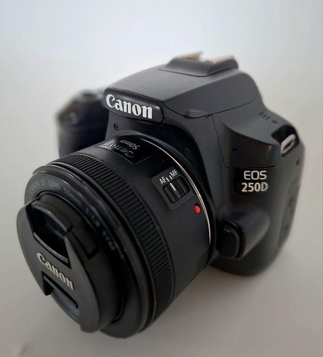 Aparat foto DSLR Canon Eos 250D + Obiectiv 50mm 1.8+filtru ND variabil