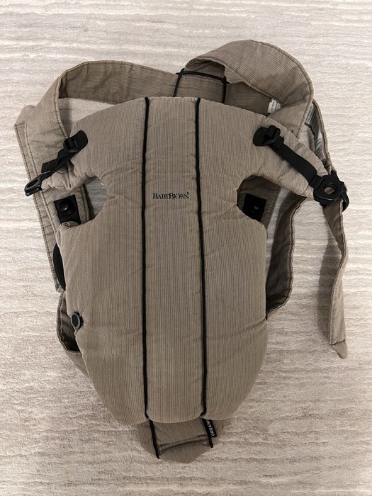 Marsupiu BabyBjörn Baby Carrier Harmony 3D Mesh – bej/gri-bej