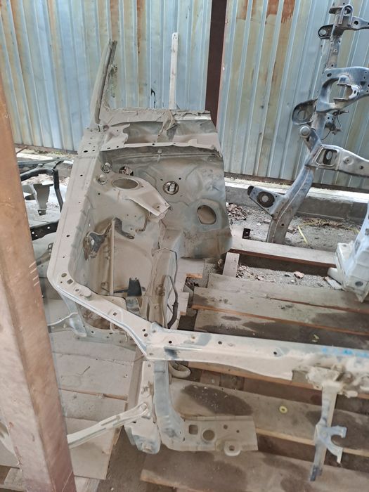 лонжерон Тайота Хайландер