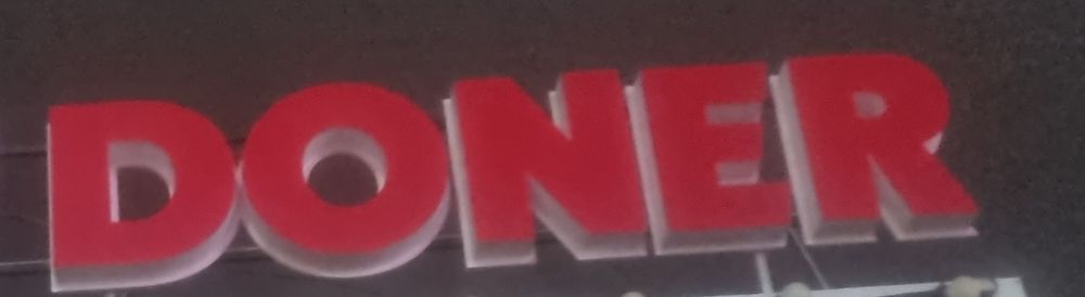 Продам надпись светящийся Донер