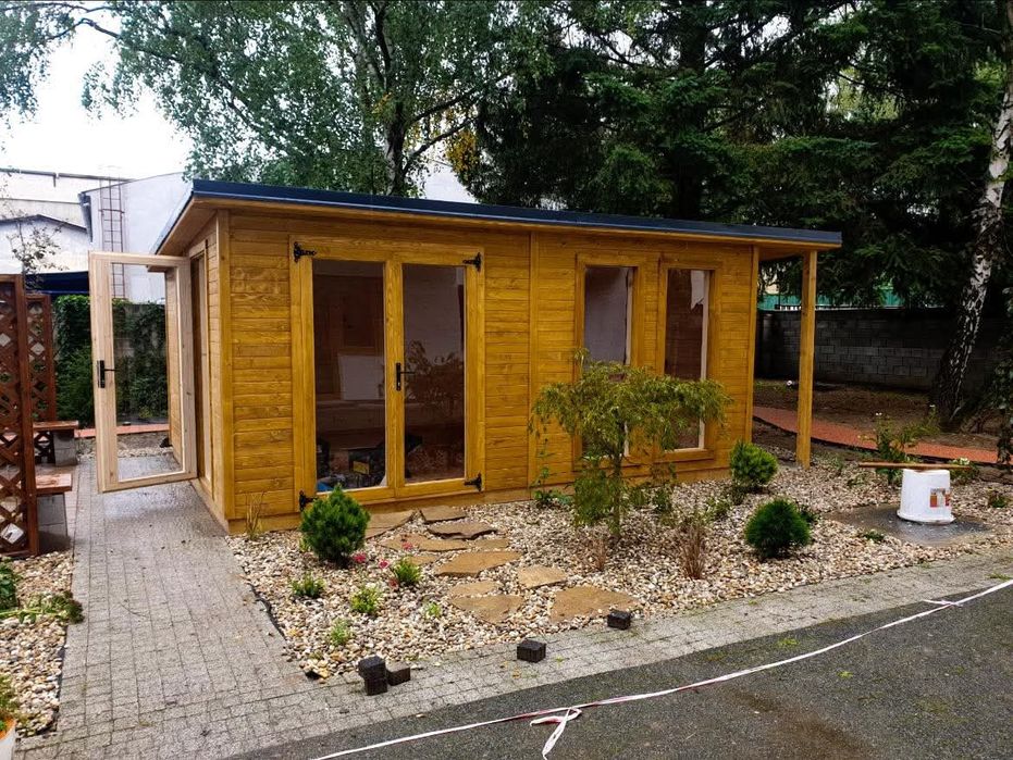 Meșterul Tău pentru Construcții din Lemn și Metal
​Transformăm orice curte într-un spațiu primitor și funcțional, punând accent pe durabilitate și fin