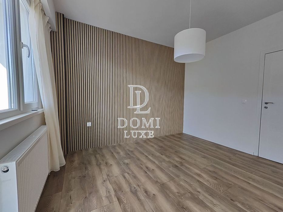 Продава се Тристаен апартамент в София, Борово - 90 кв.м за 2456 €/кв.м - Снимка #4