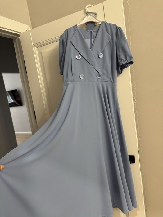 Продам женское платье