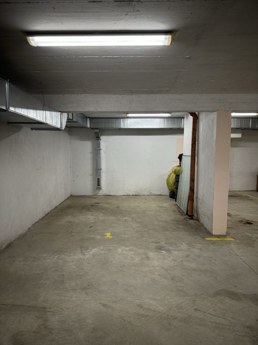 Дава се под наем Гараж / Паркомясто в София, Витоша - 20 кв.м за 153 € - Снимка #4