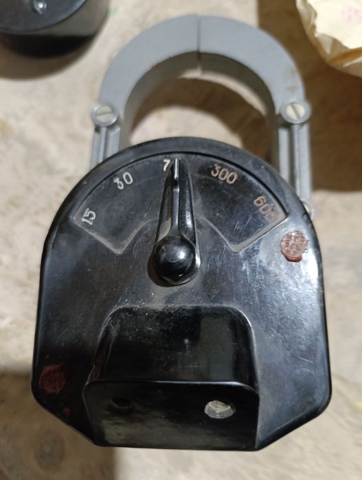 Токоизмерительные клещи 15-600А