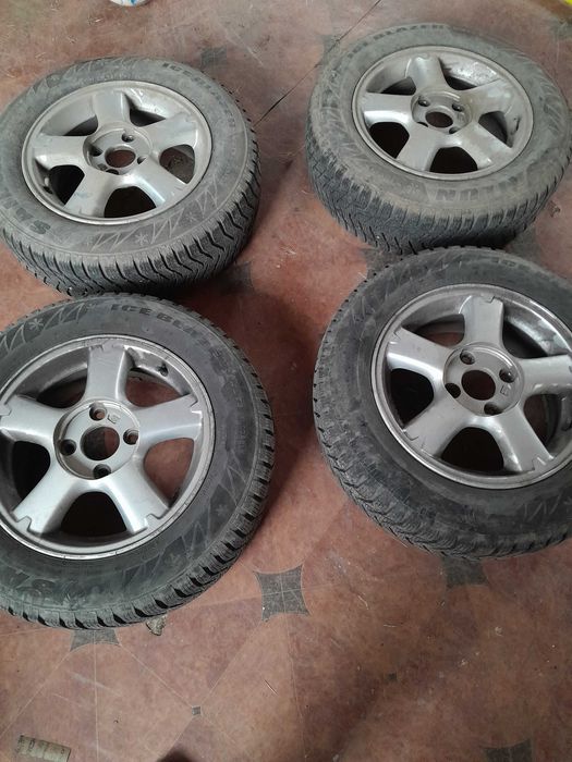 Продавам зимни гуми 4x114.3- 15 цола