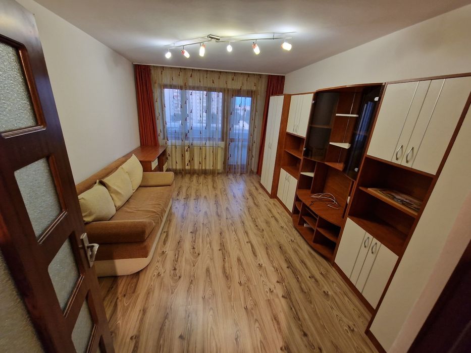 Apartament cu 2 camere de inchiriat